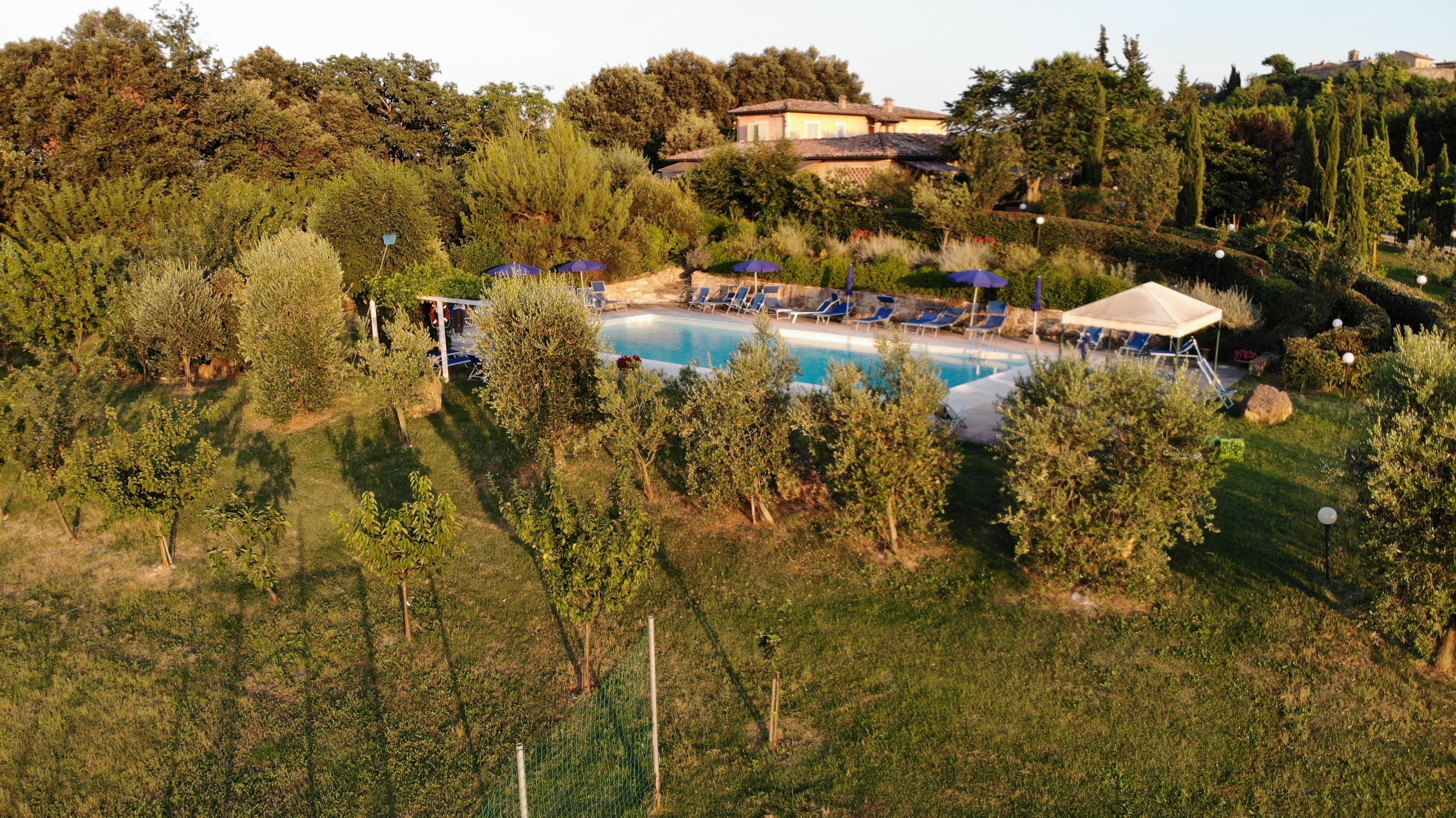 Antico Borgo Il Cardino Bed and Breakfast San Gimignano Exteriör bild